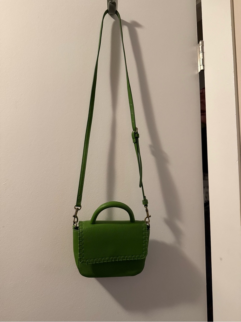 Universal Thread Green Leather Top-Handle Crossbody